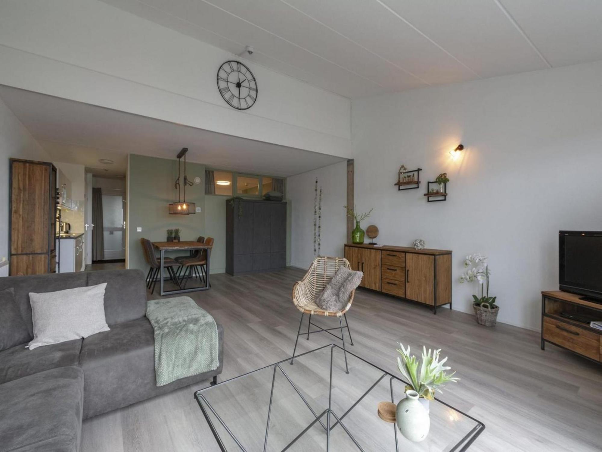 Seaside Apartment With Balcony ユリアーナドルプ エクステリア 写真