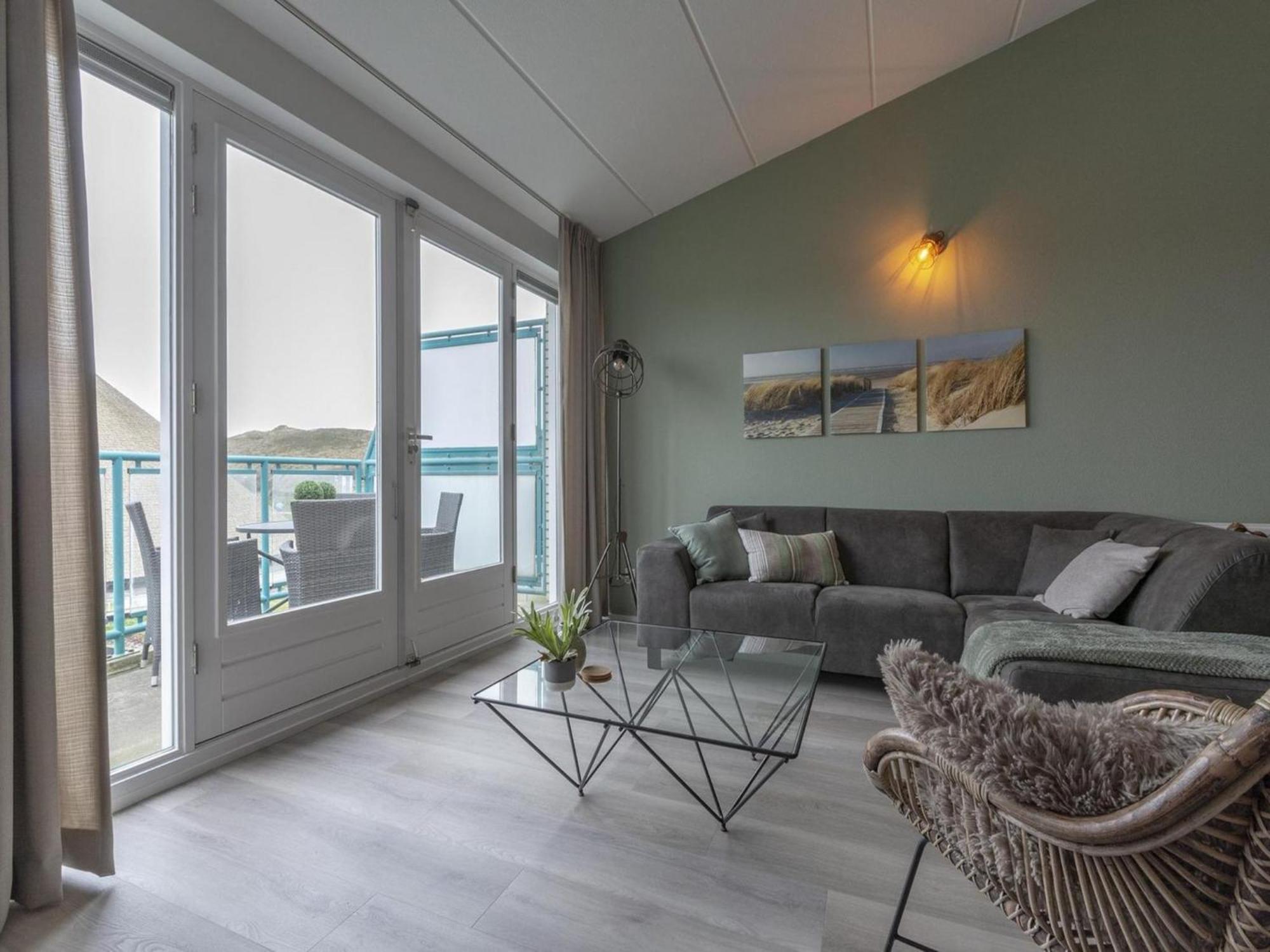Seaside Apartment With Balcony ユリアーナドルプ エクステリア 写真
